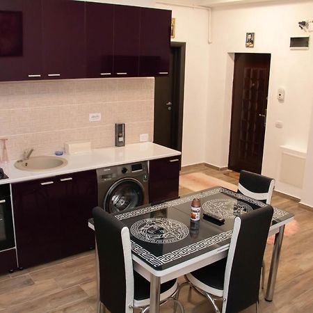 Apartament Capitala Militari Roşu Zewnętrze zdjęcie